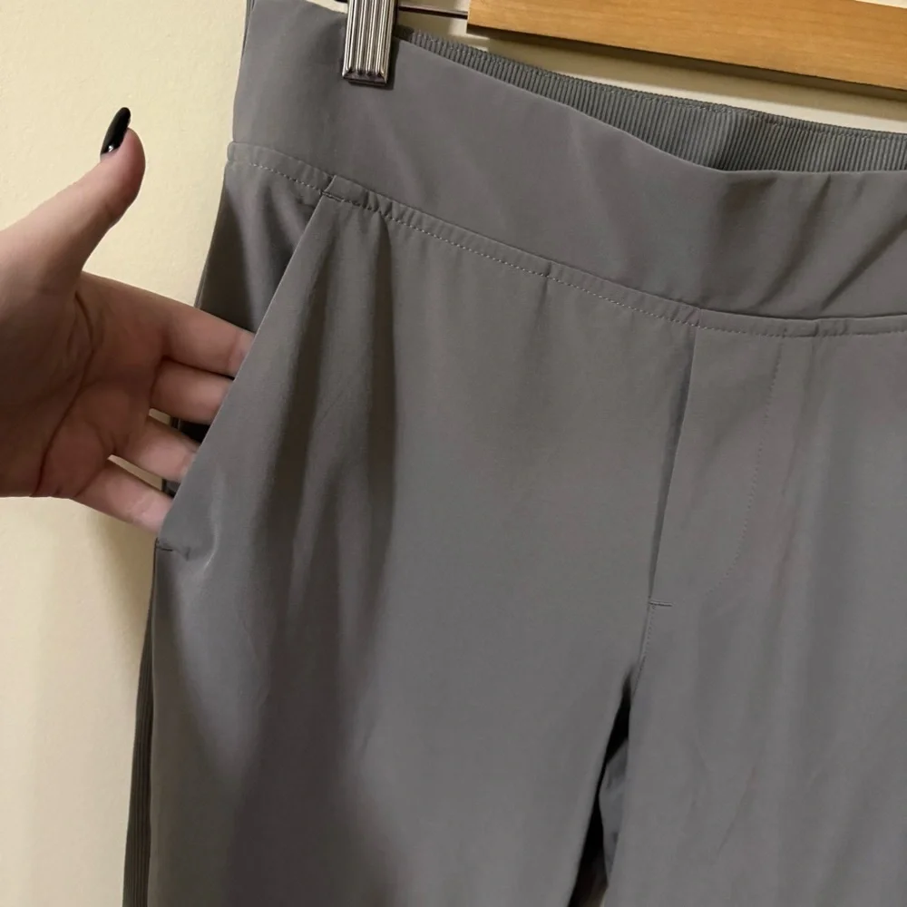Athleta Stellar Trouser Pull On Pants Gray Ankle Slit Size 6
